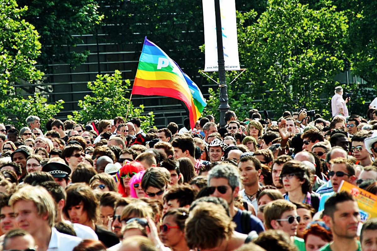 rencontre de gay parade a Courbevoie