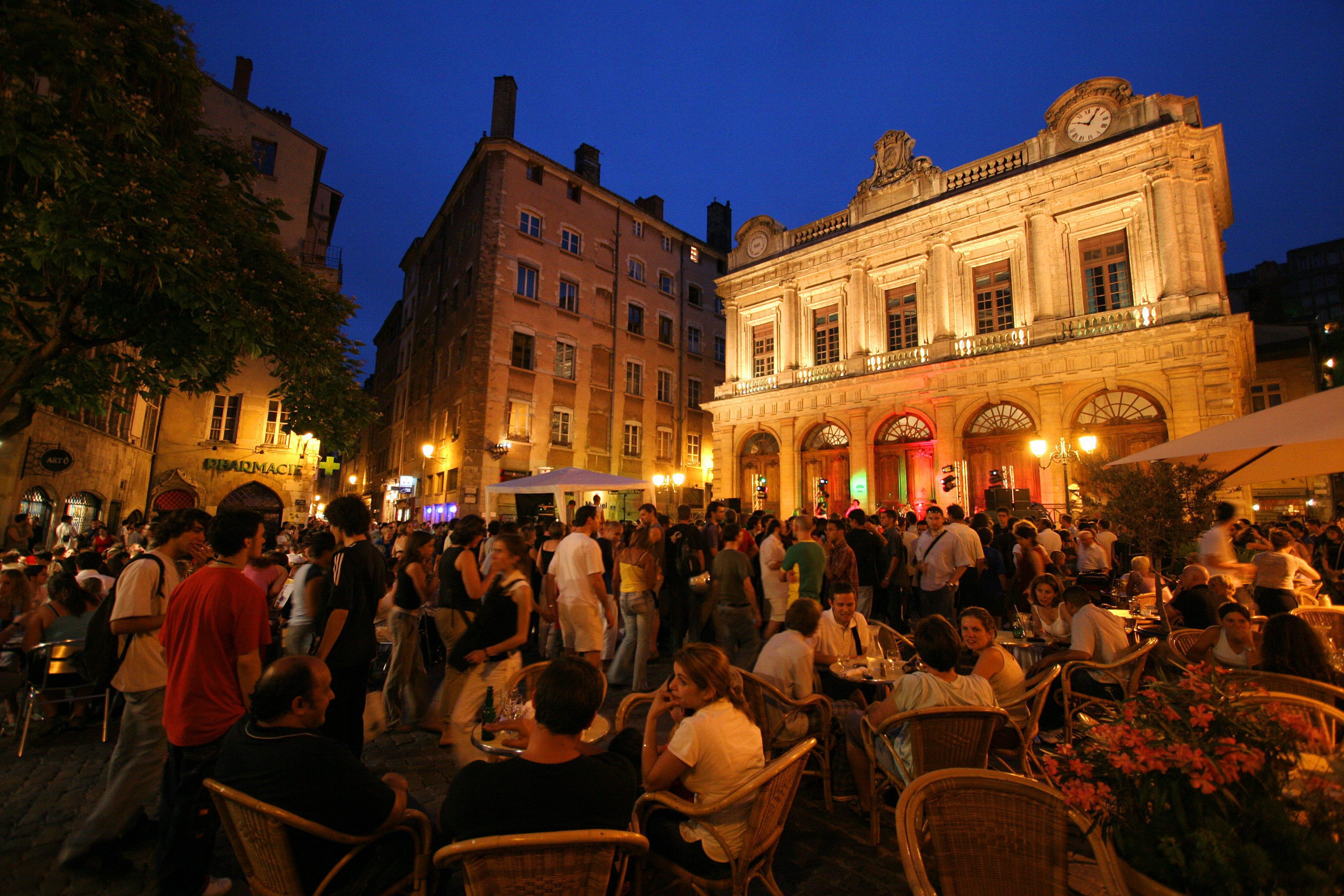 rencontre pour sortir lyon
