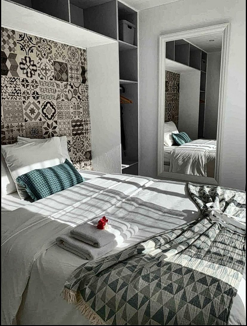 82BE0566-E36D-4841-A400-FD300E23BC3D