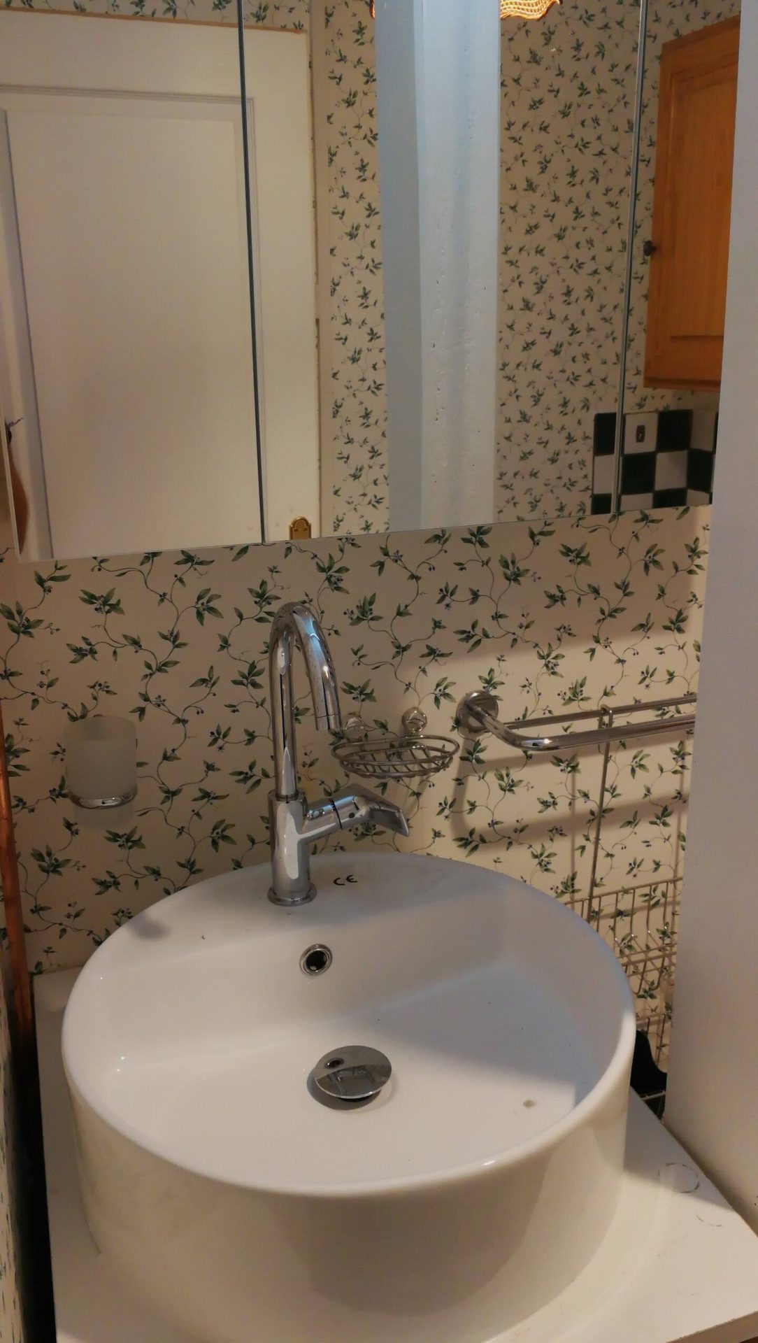 1d00bf7e-5a0c-43ba-9cf5-6d5e0b12ef16