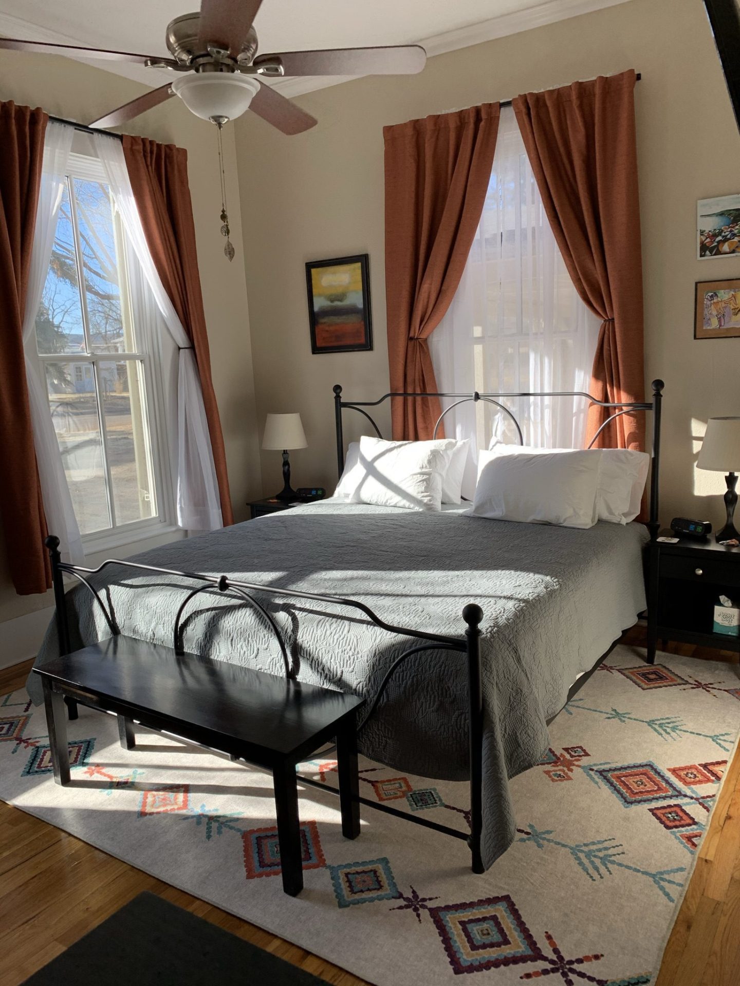 Alpine Bed and Breakfast est une maison d'hôtes gay friendly à Alpine au Texas