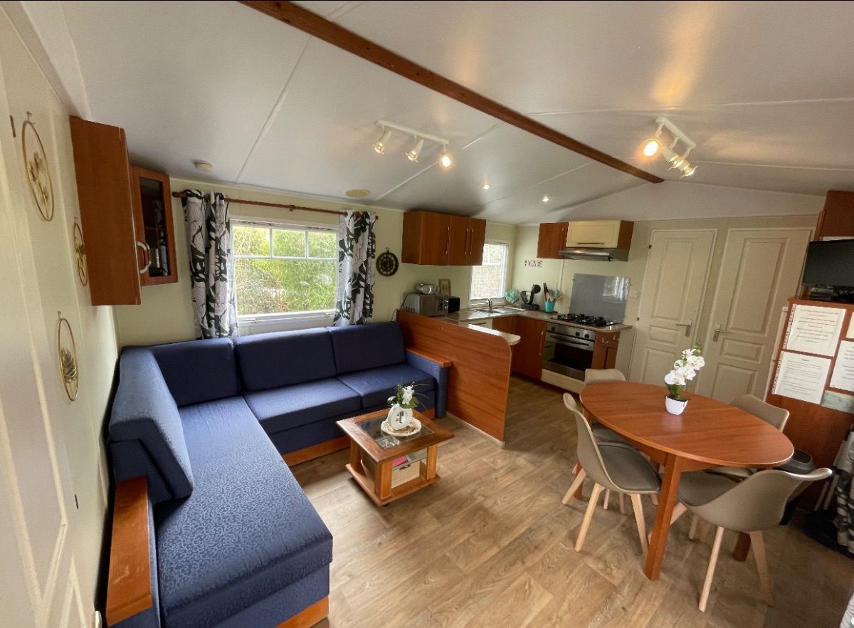 Chez Nine est un mobil home gay friendly à Riec sur Bélon dans le Finistère