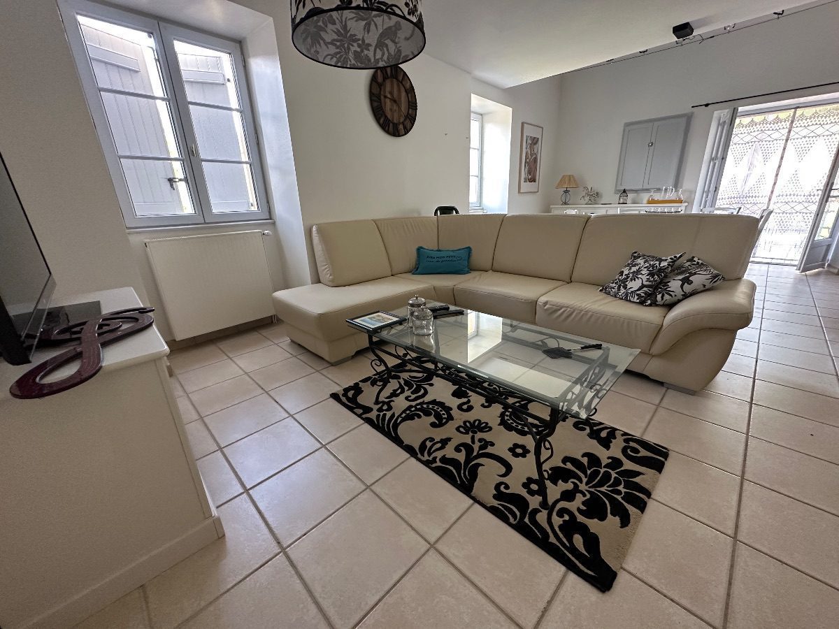 Gîte Chamole est un gîte gay friendly au coeur du Jura entre Comté et Vin Jaune