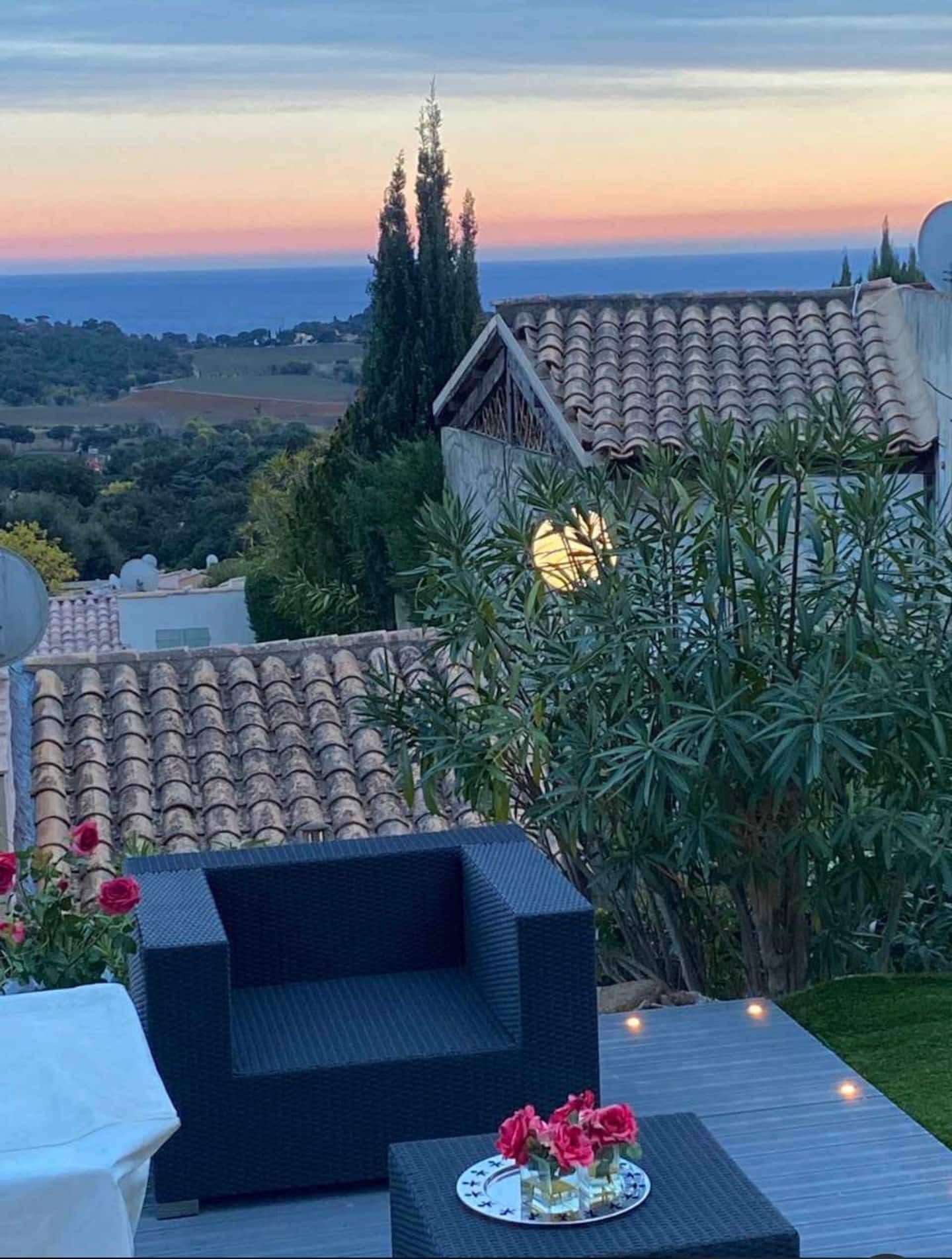 997bc05f-f7e9-45f7-a466-f1a2a869