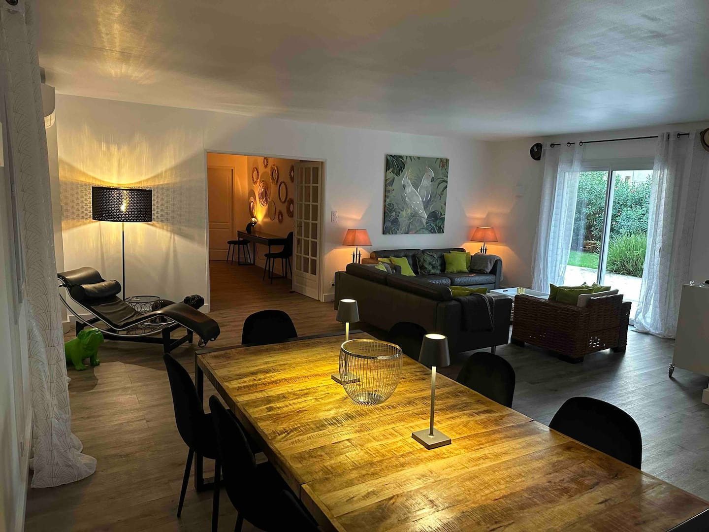 ec74bcff-5204-4c6c-bc3f-ad55dc93