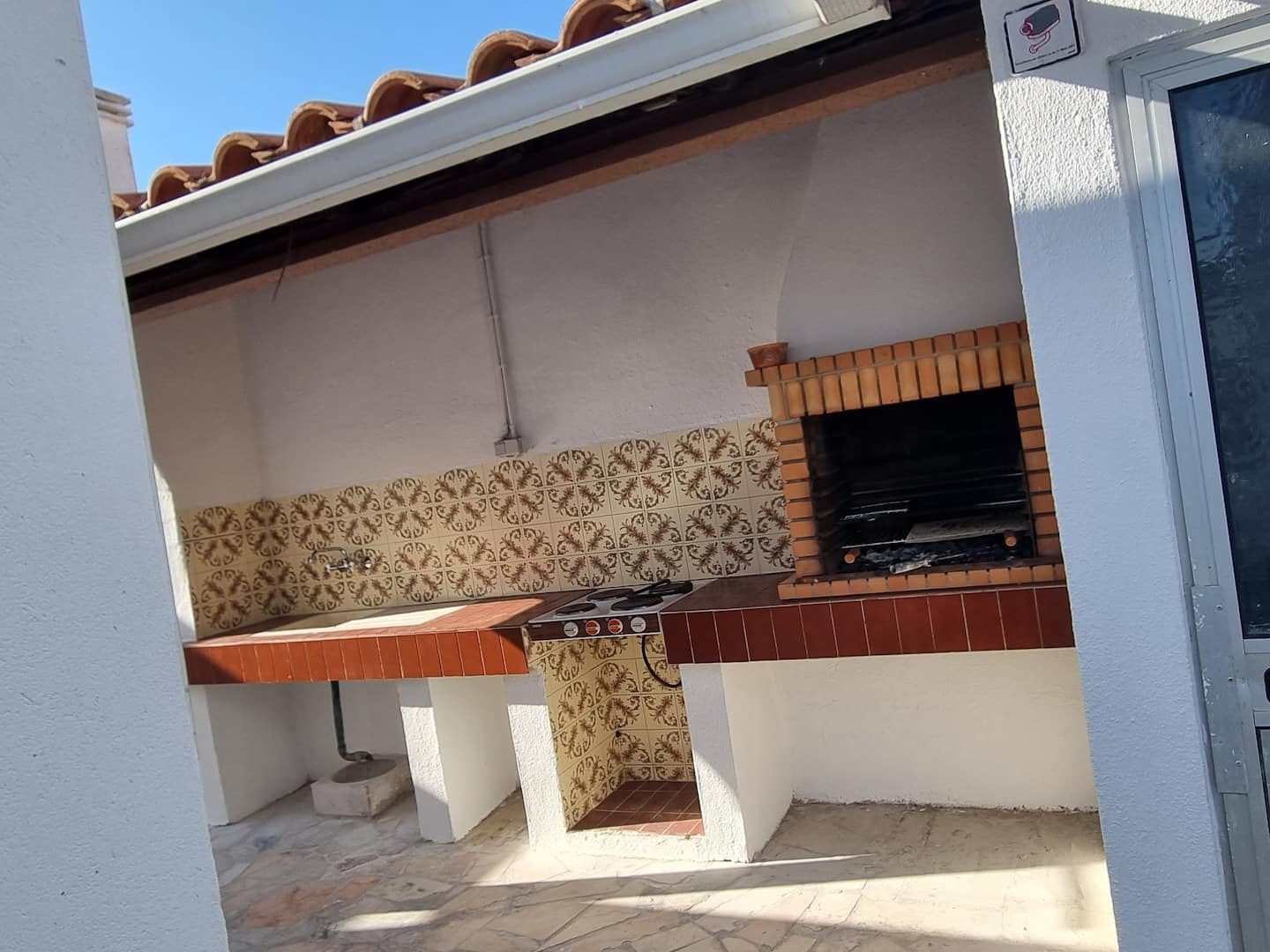 ab035c93-bfef-46e9-8c8b-1a7db746