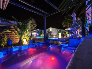 ext04-2c32741723ae5c76d177f451a86c2a8d