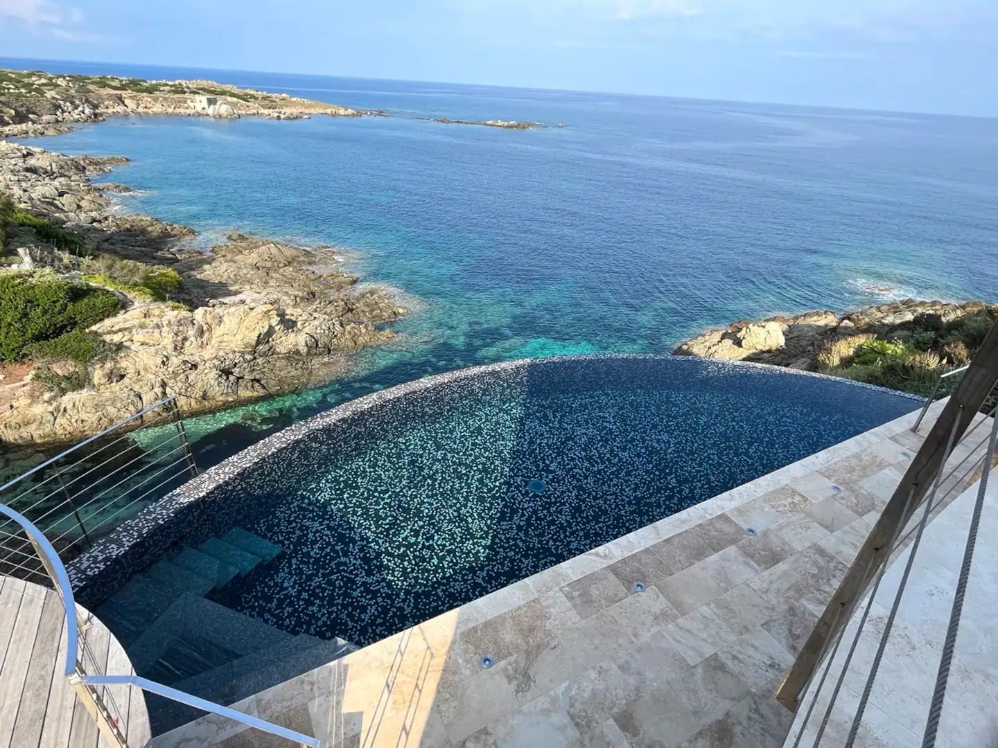 piscine-f9e3a5a2bab3524e09e96a807523638a