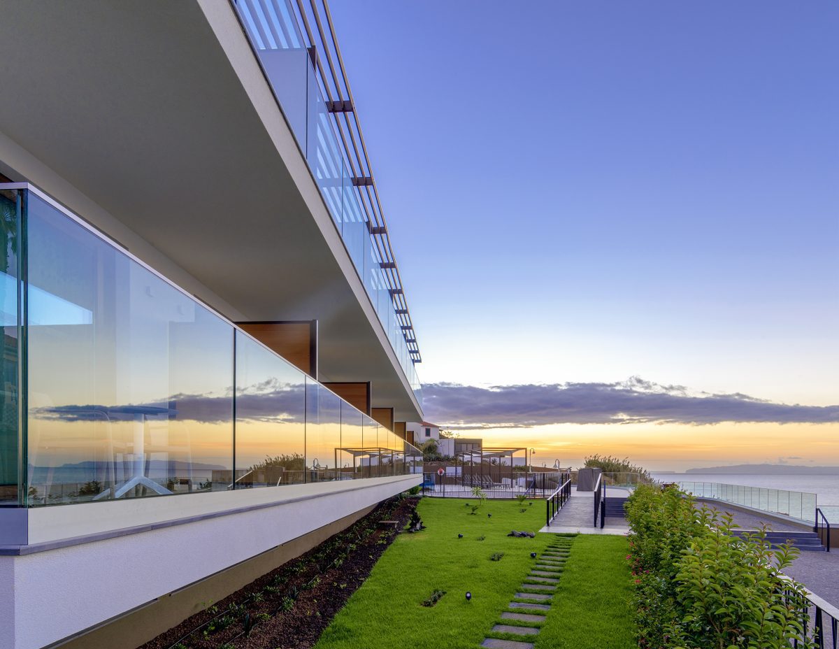 GALOMAR_FACADE_haefele2018_09_galoresort_madeira_0757B_lowres
