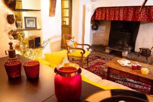 au coeur de la campagne gardoise, la vieille maison…