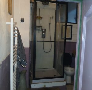 Salle-suite-du-monarque-40a027e3acf0556e6cc2e74c407bc20e