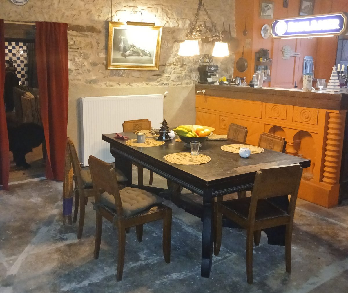 salle-a-manger-8c0c0d0e166ca1eaae89b7110baa4aa0