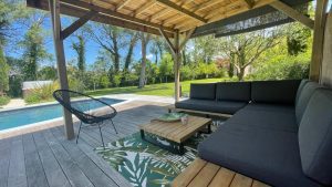 sofa-exterieur-195f317096ea5319b595ca3dd1d87f15