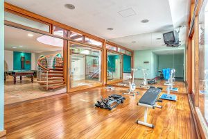 Gym-615faf60b9f09bc4dfa0bb563522fa85