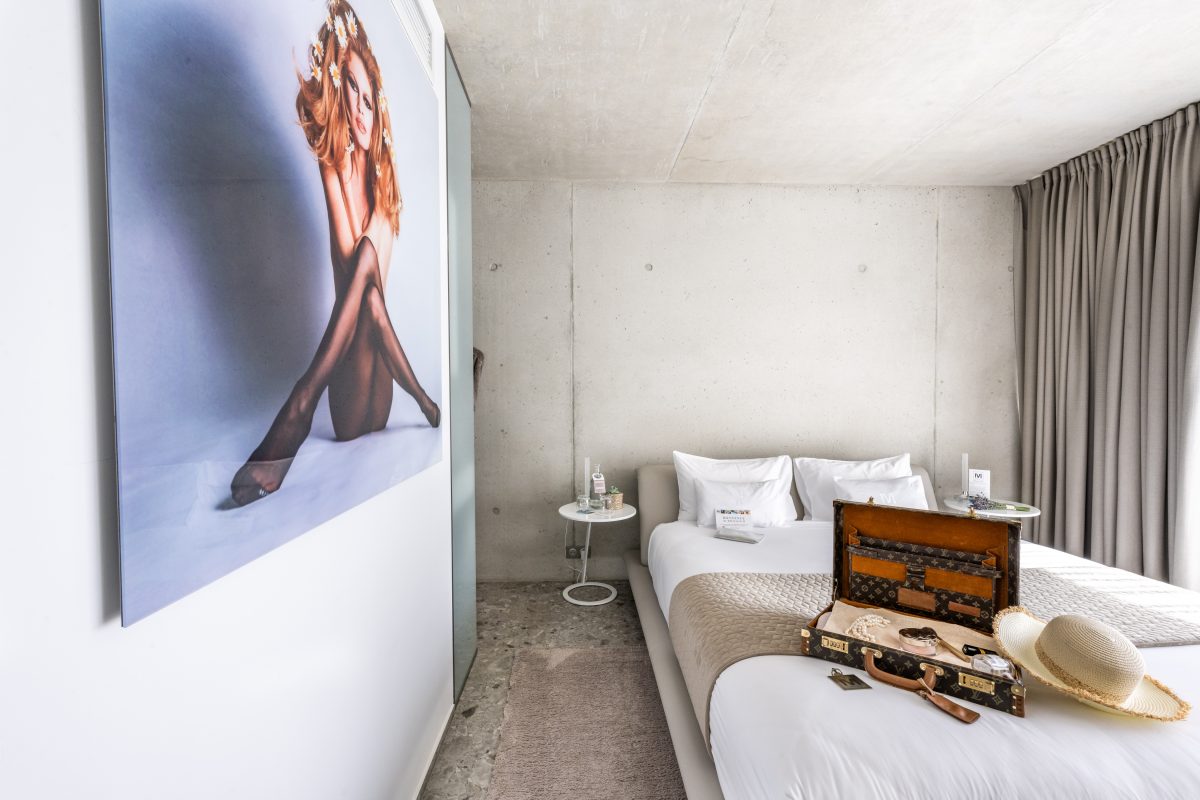 PavillonMHD-4-a03762f3141af97a1130a245b7448c3a