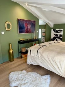 ac81cc42-6d7f-457d-976b-40d5c311f908