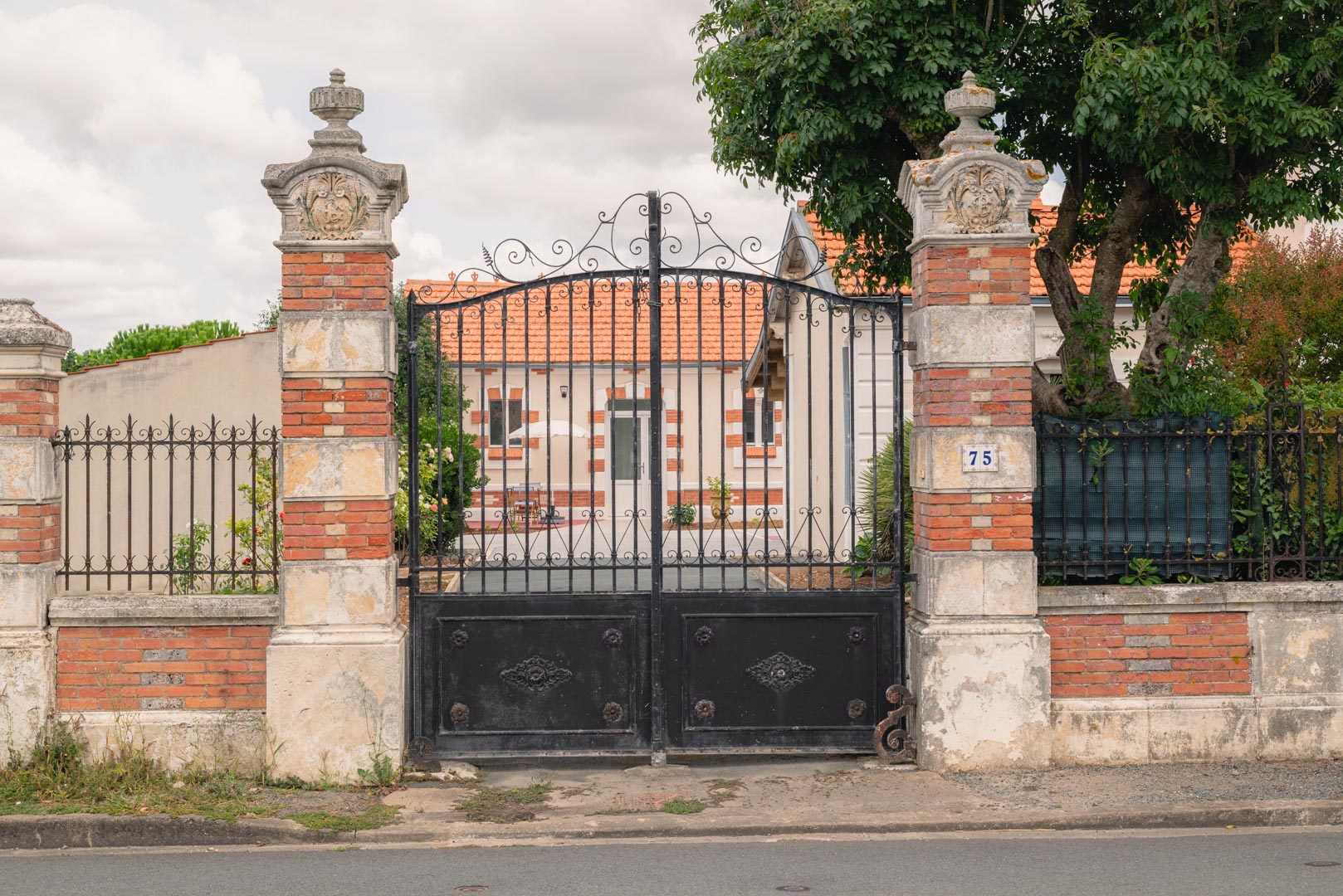 DSC1045-84811df93ac6077311192ba14a1adaf7