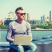 Digital nomad : comment voyager et découvrir les plus belles destinations gay friendly tout en travaillant