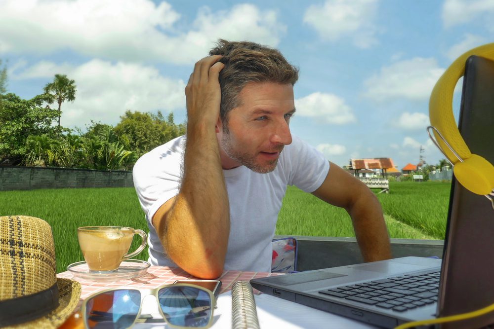 Le quotidien d’un digital nomad queer