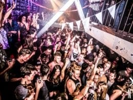 Les meilleurs bars et clubs gay d’Amsterdam