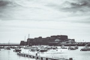 Ile de Guernesey : le british au large des côtes françaises!