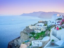 Pourquoi l’île de Santorin est si spectaculaire