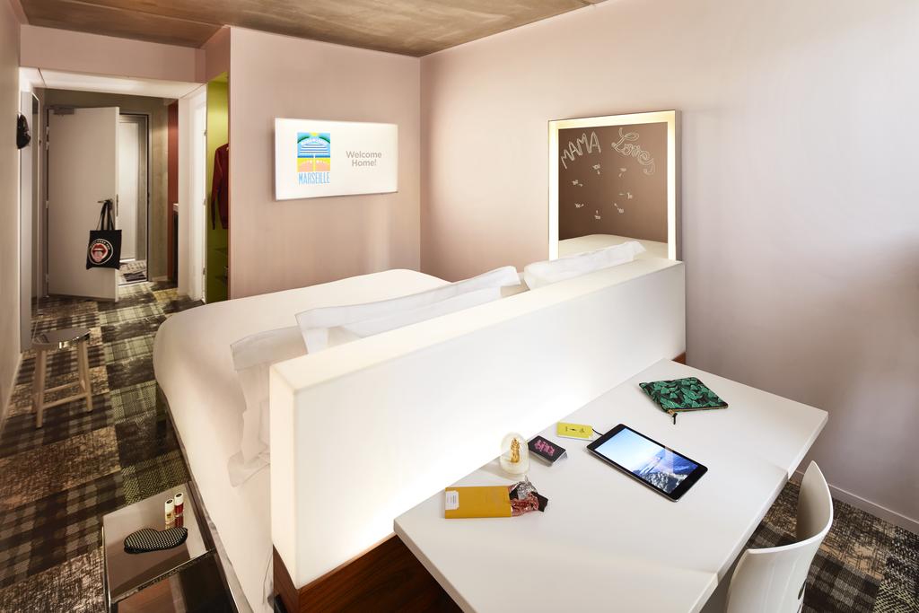 Hôtel gay de Marseille : Mama Shelter Marseille