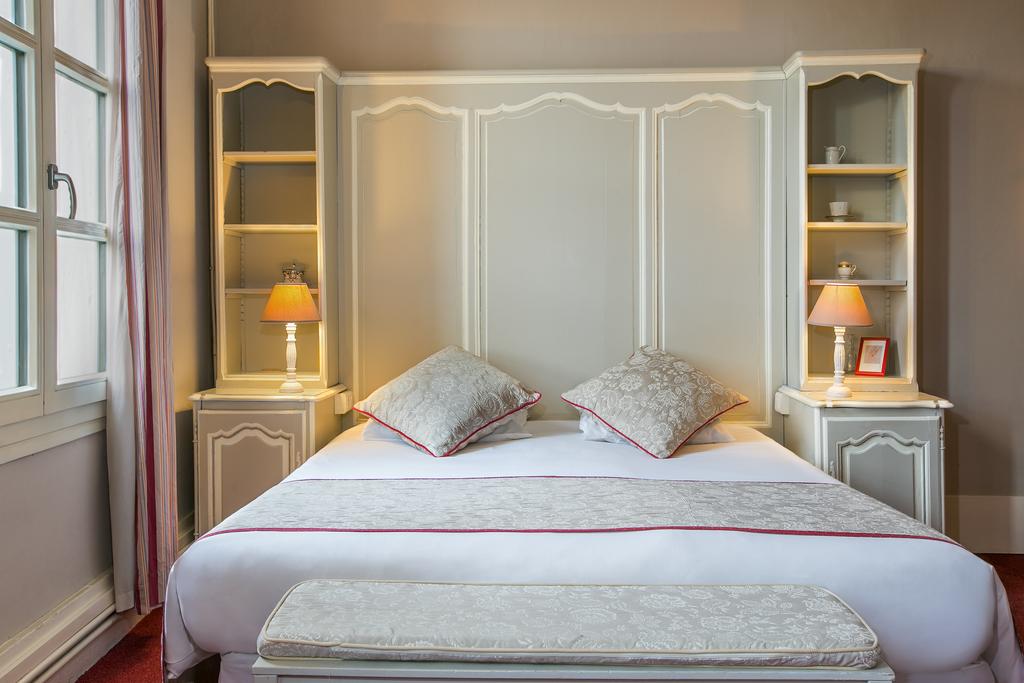 Hôtel gay de Montpellier : Best Western Hôtel Le Guilhem