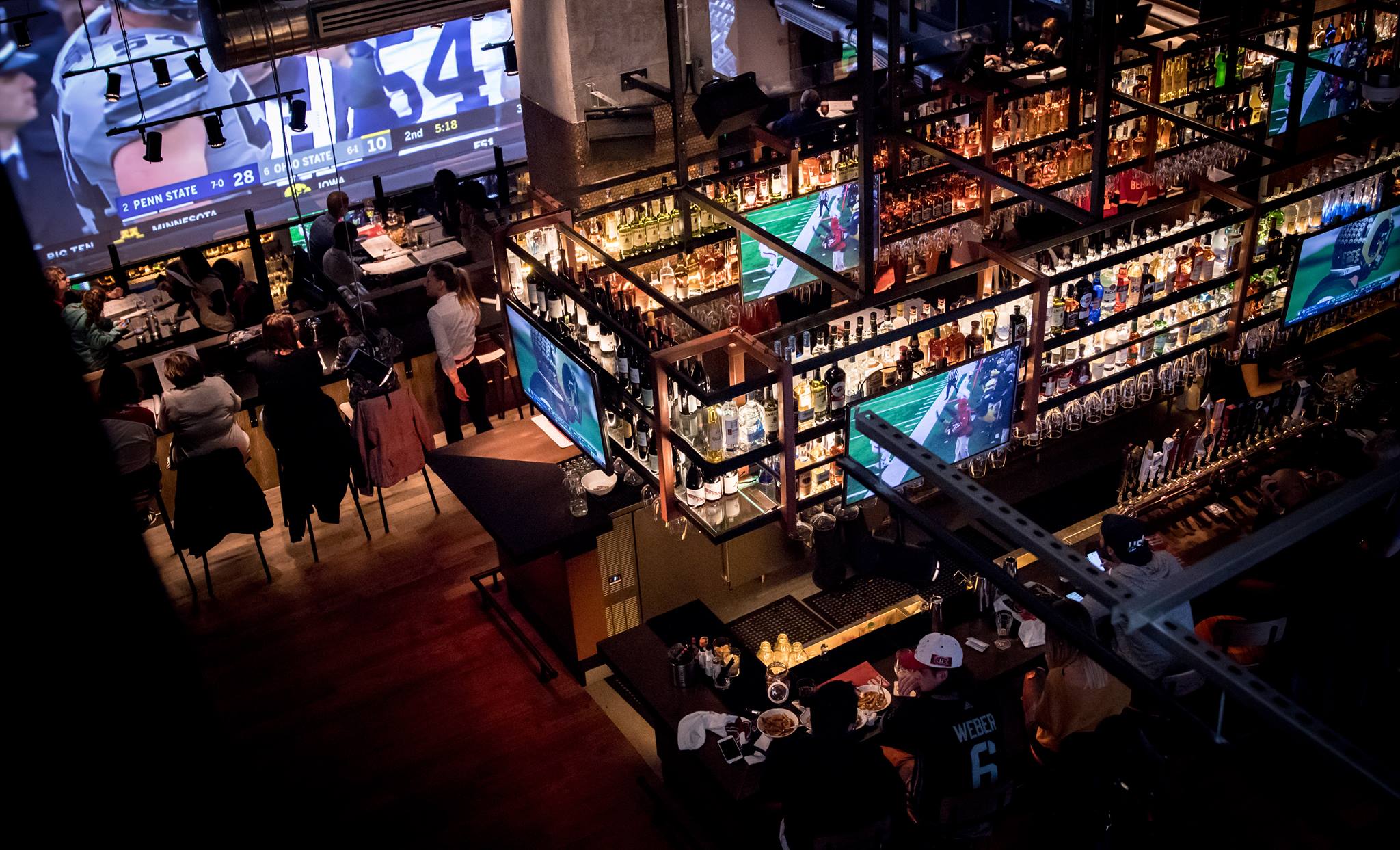 1909 Taverne Moderne Montréal