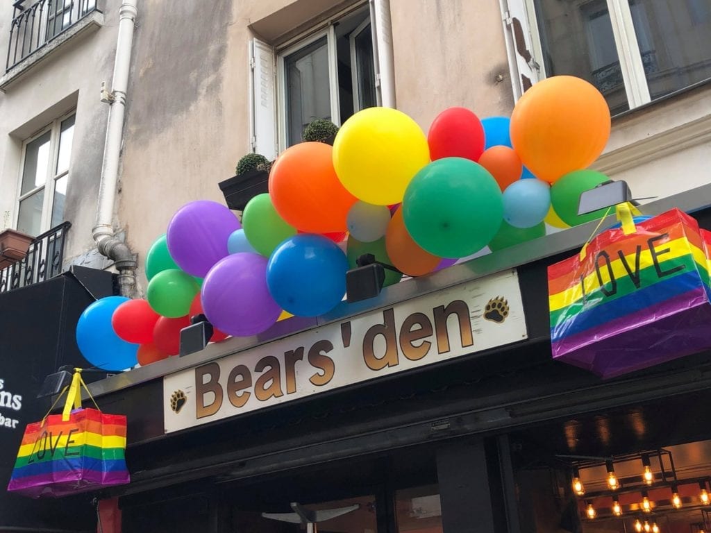 Bear's Den Paris