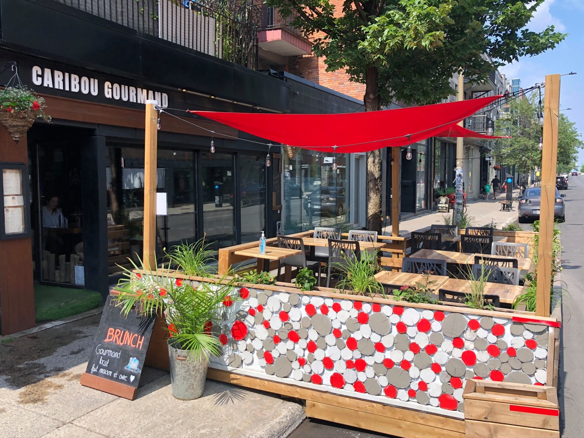 Caribou gourmand Montréal