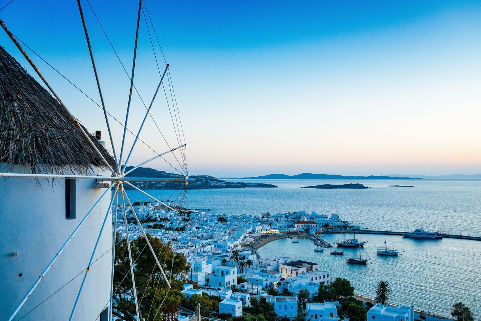 gay travel guide to mykonos