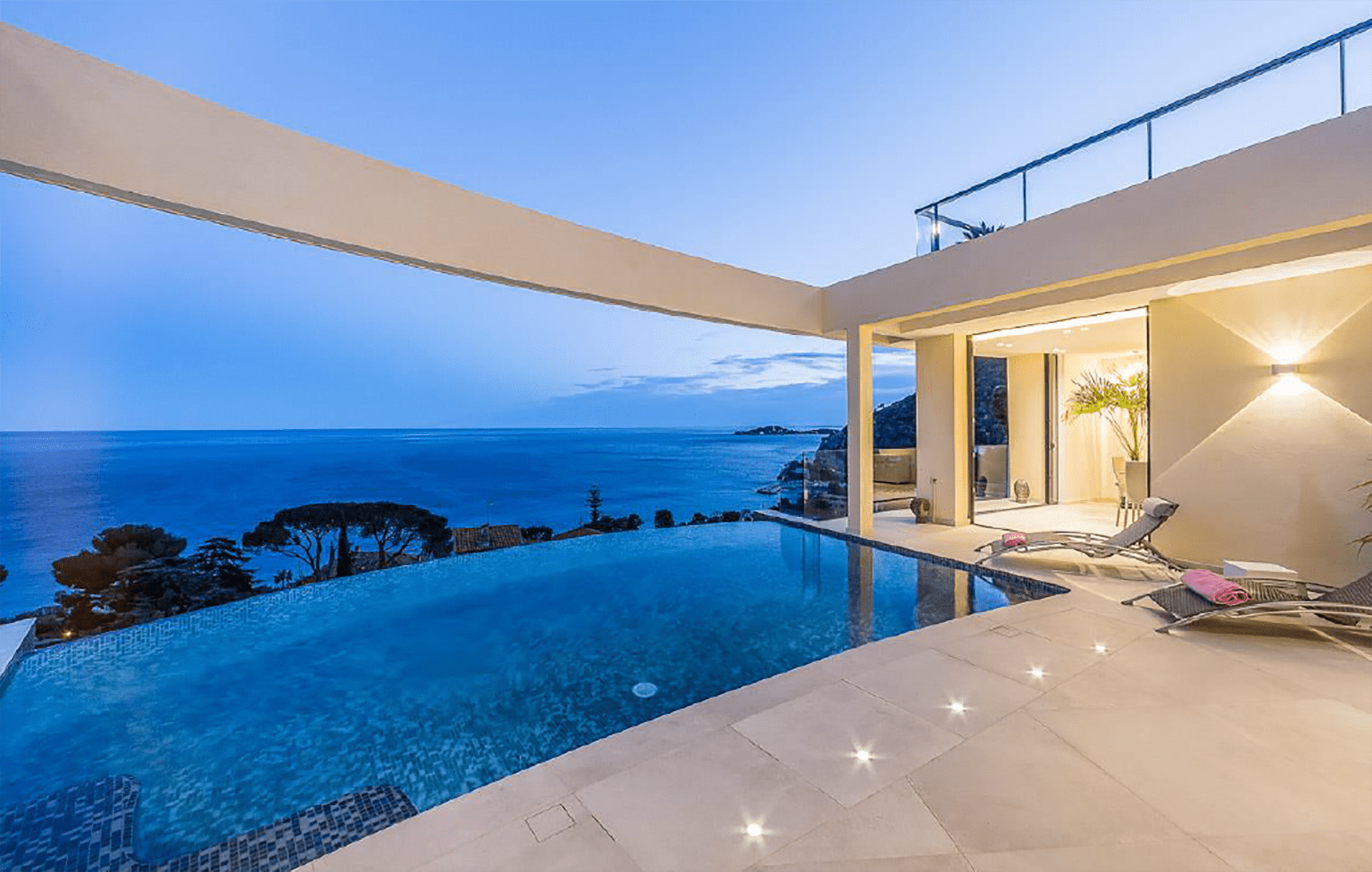 Villa on the Sea à Èze