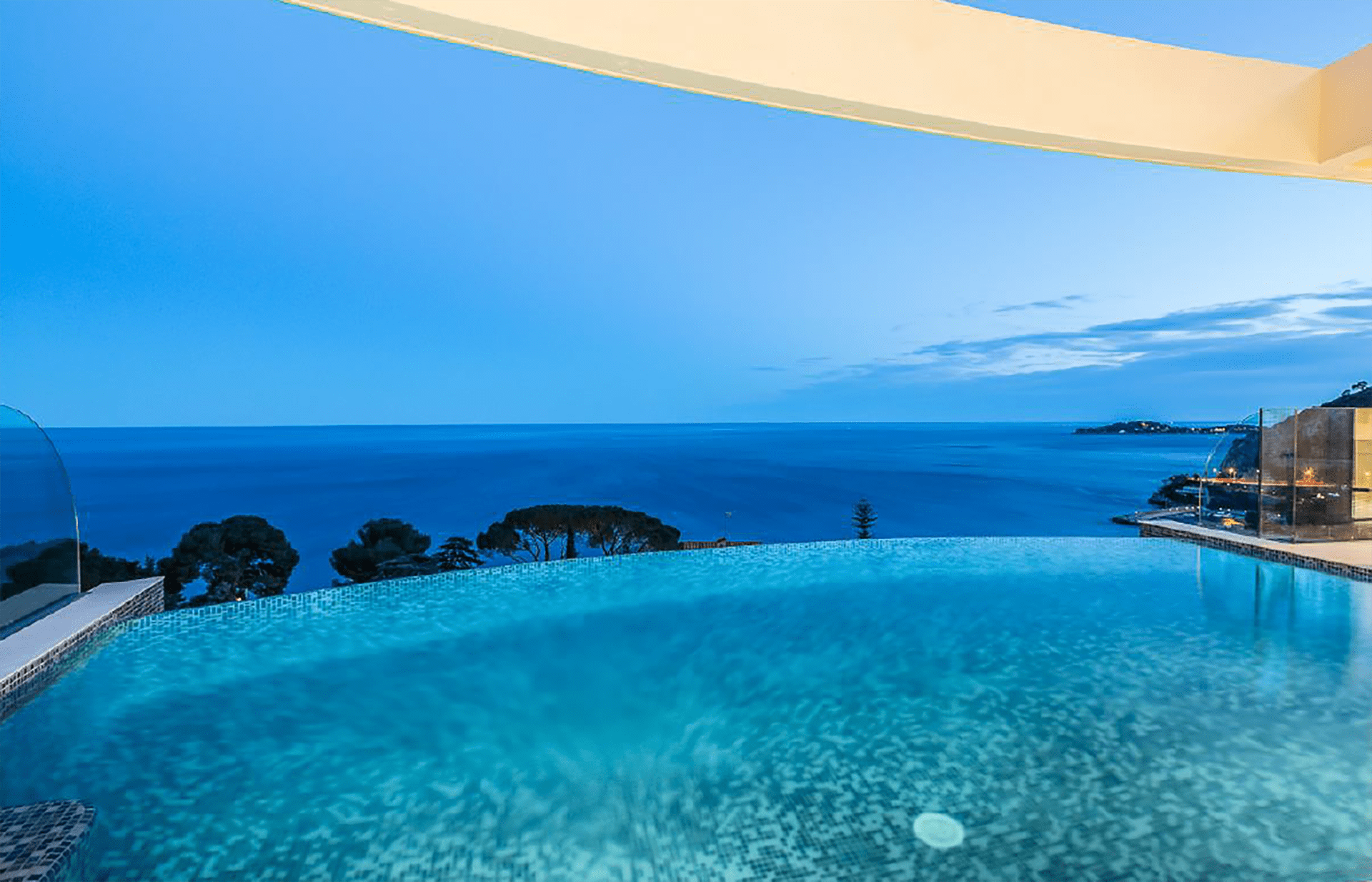 Villa on the Sea à Èze