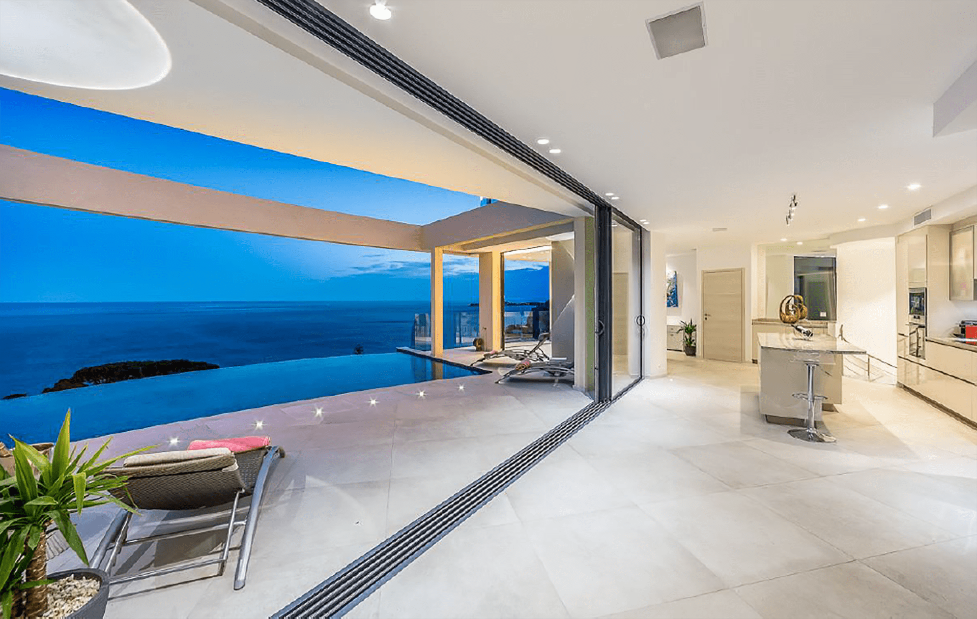 Villa on the Sea à Èze