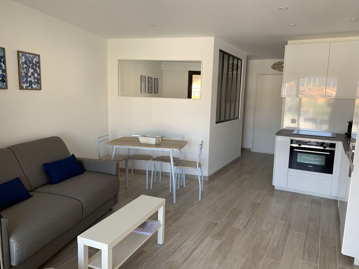 Location appartement gay à Grimaud