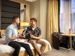 Une tonne de nouveautés pour les guides touristiques LGBT du Gay Voyageur