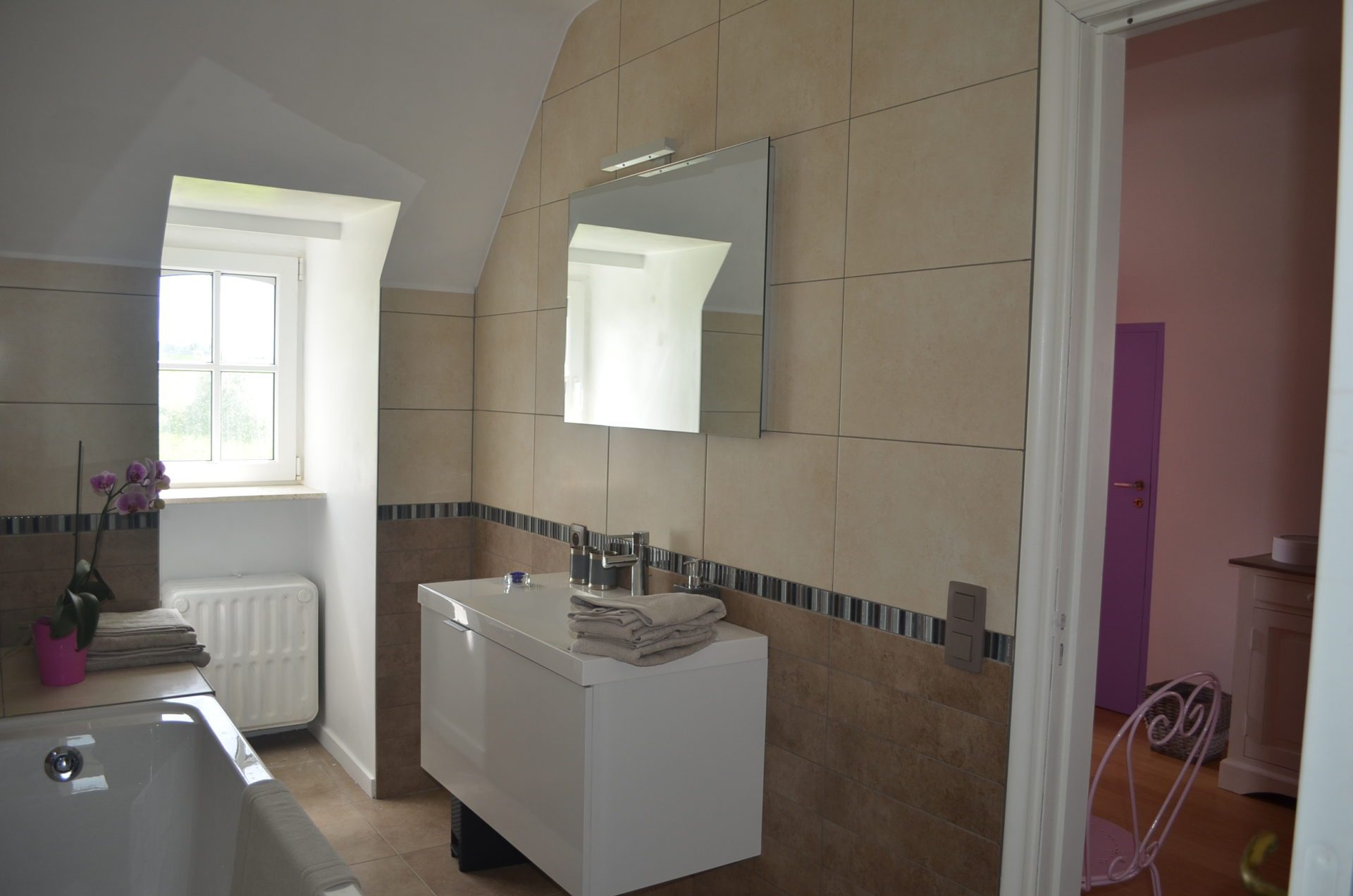 Chambre d'hôtes gay à Louve-La-Neuve