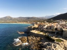 Une visite gay friendly à Algajola en Corse