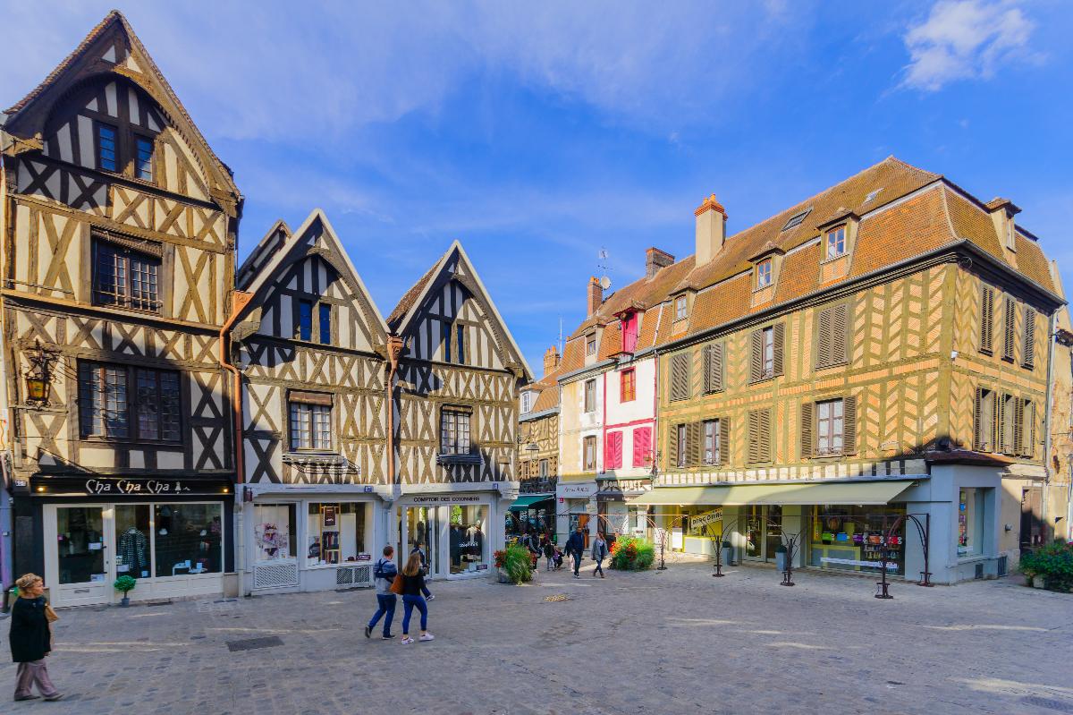 Une visite gay friendly d'Auxerre