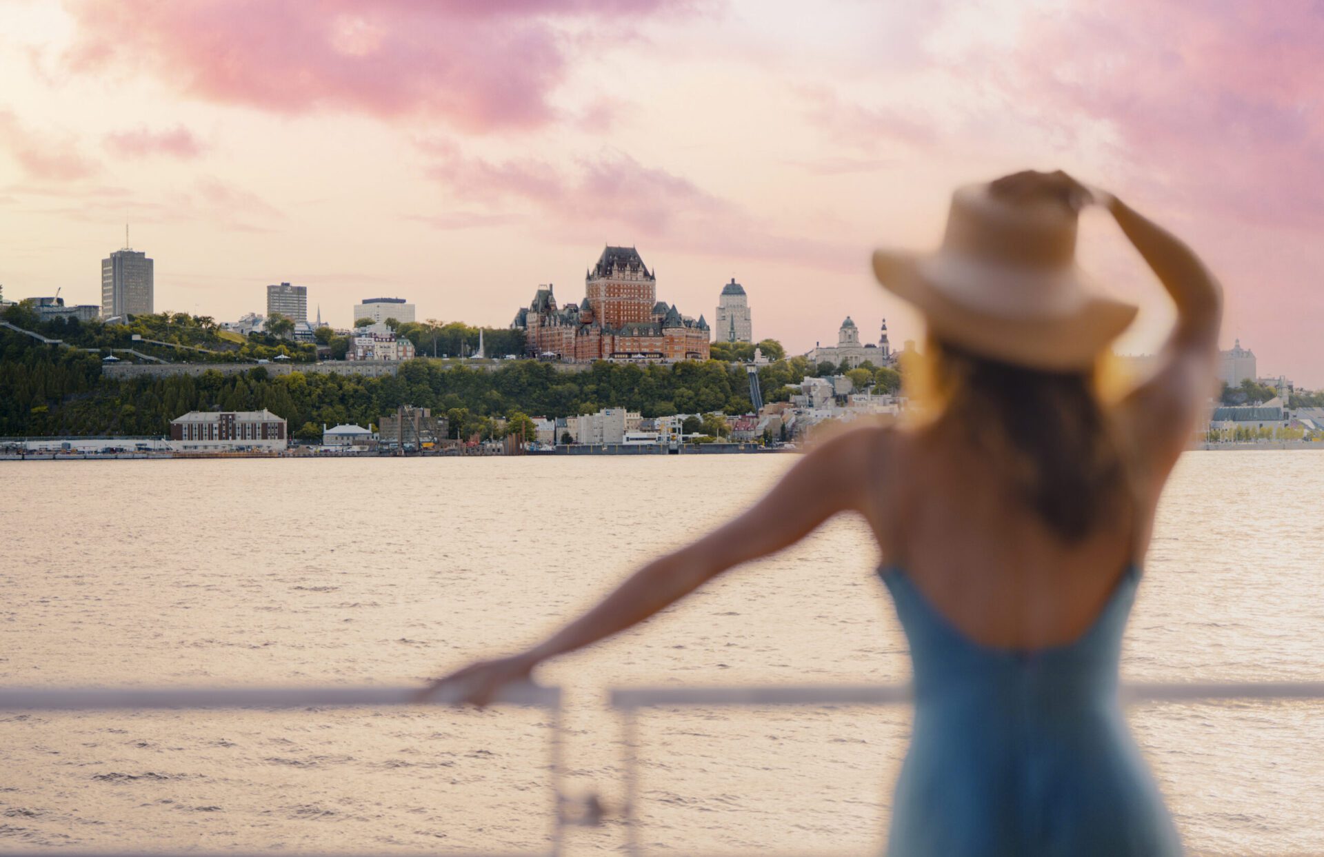 Idéalement situé au cœur du Vieux-Québec, l'emblématique Fairmont Le Château Frontenac est l’endroit idéal pour découvrir la ville de Québec