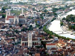 Une visite complète d'Auxerre