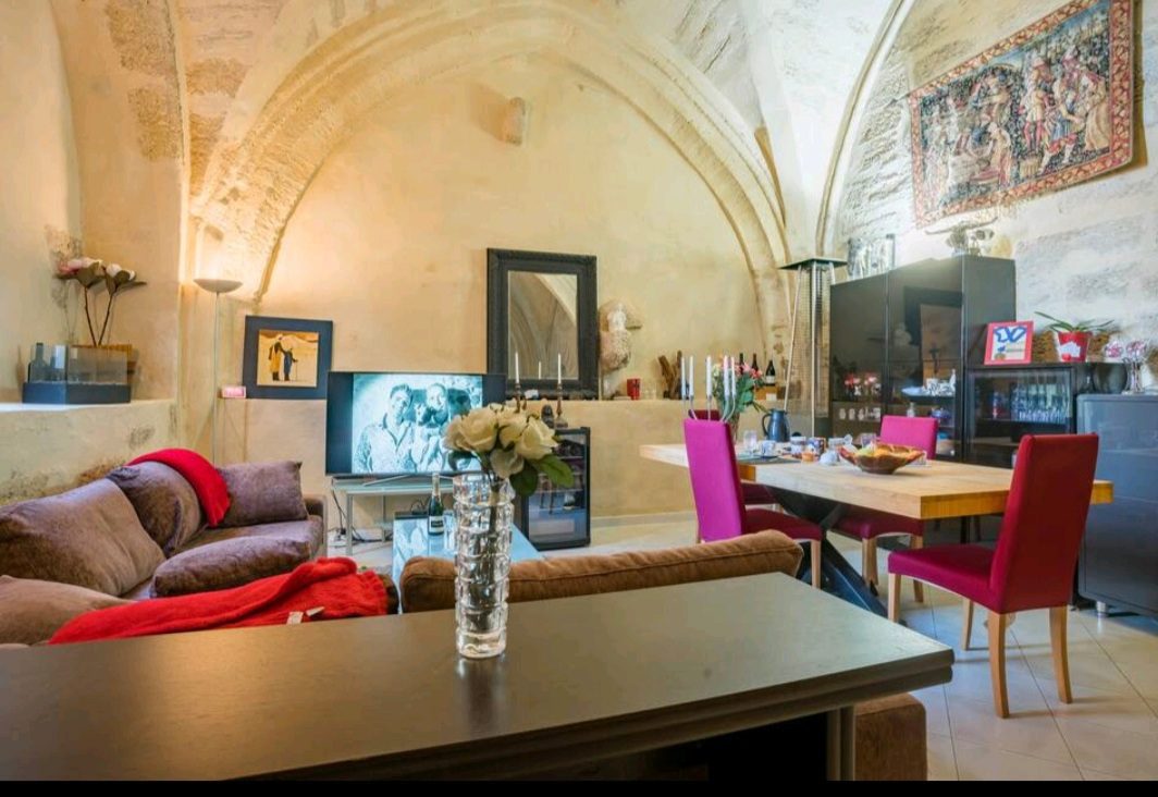 Screenshot_20211228-132043_Airbnb