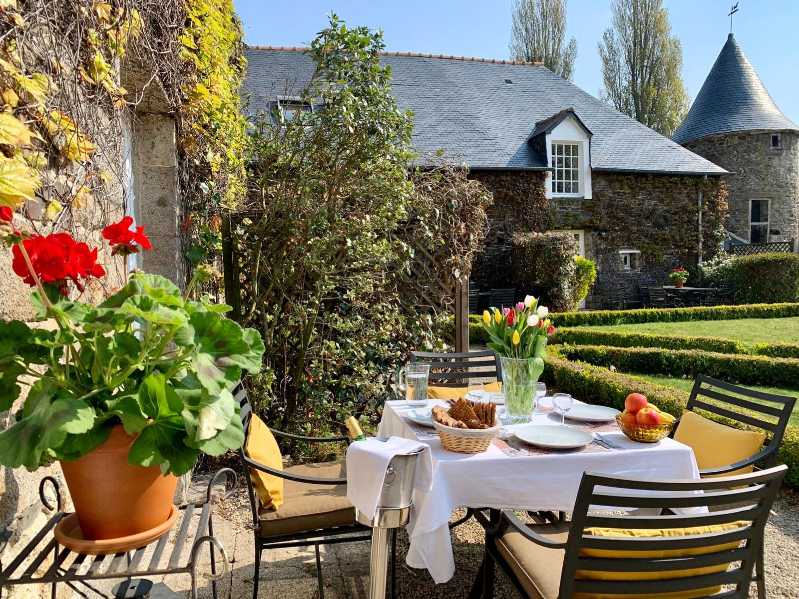 manoir_begaudiere_duguay_Trouin_Jardin_2