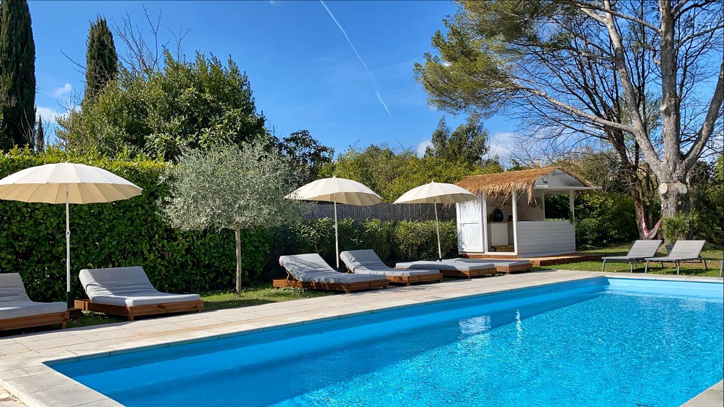 Vous proposez un hébergement exclusivement pour les hommes. Quelles sont les autres particularités de vos chambres d’hôtes?