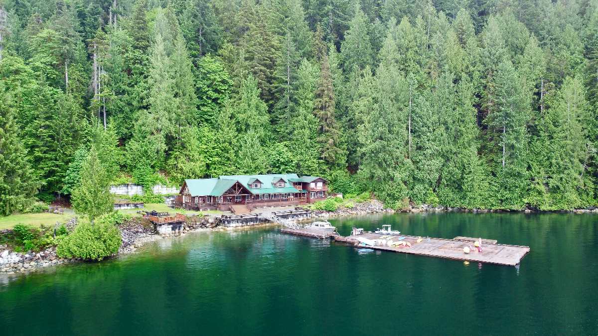 Klahoose Wilderness Resort