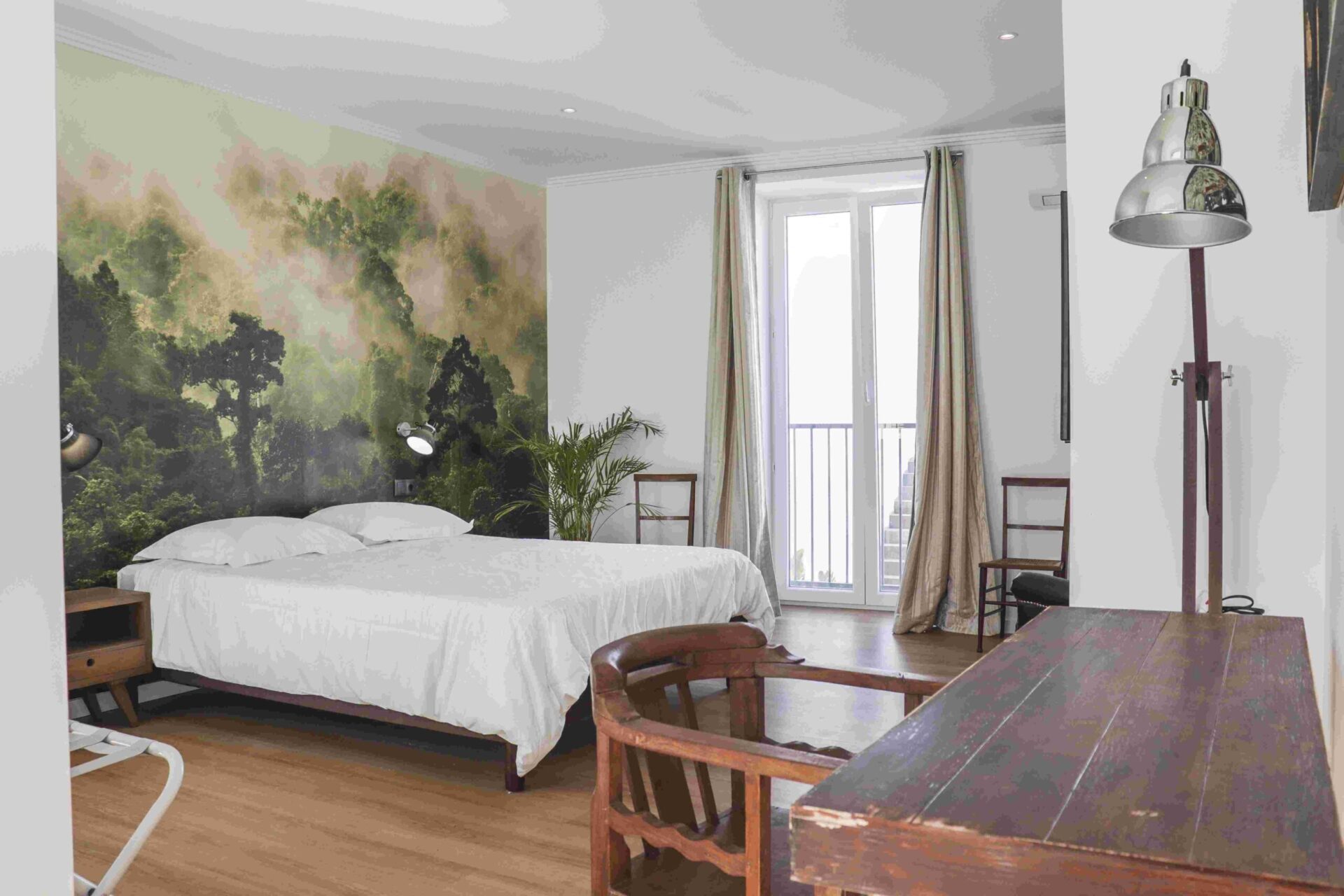 1st room sup 1 bis bis