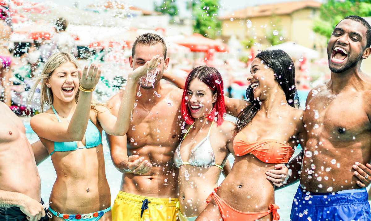 Las Salinas : la plage gay friendly la plus populaire d’Ibiza