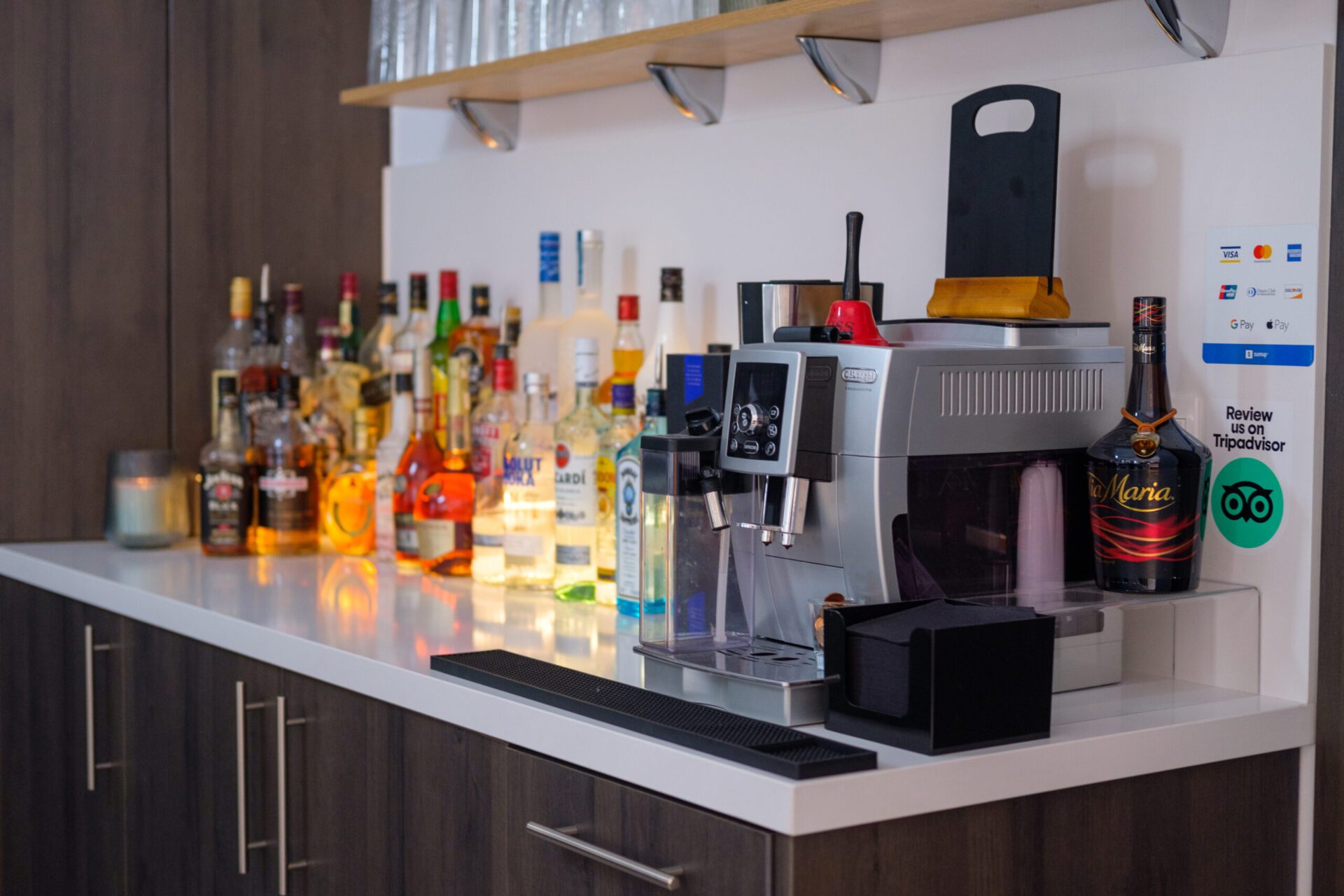 Villa Amour Cyprus , une villa locatif gay friendly et de lux à Chypre à Voroklini proche d'Oroklini