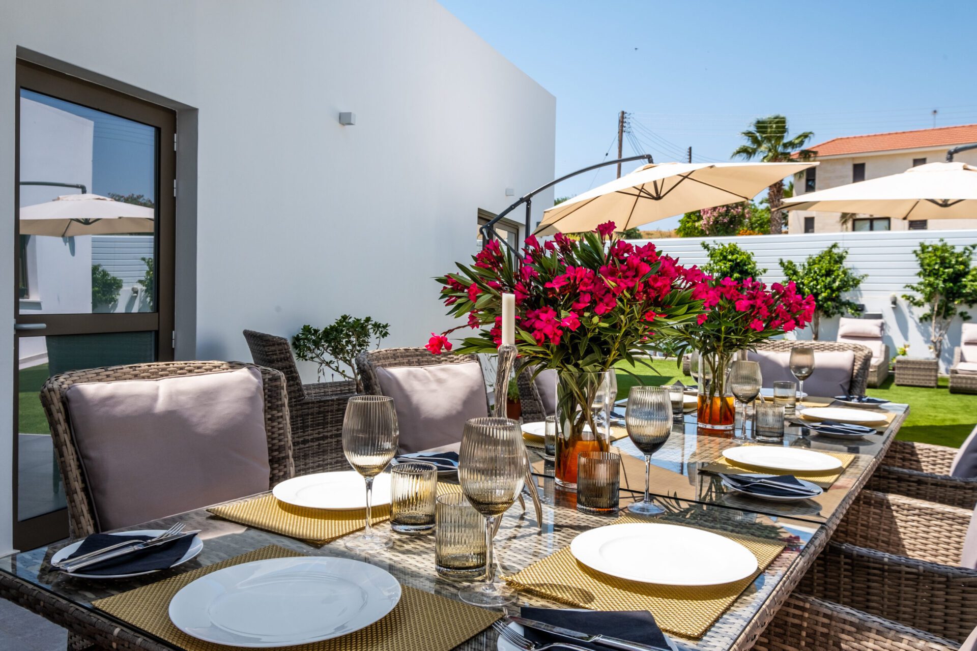 Villa Amour Cyprus , une villa locatif gay friendly et de lux à Chypre à Voroklini proche d'Oroklini